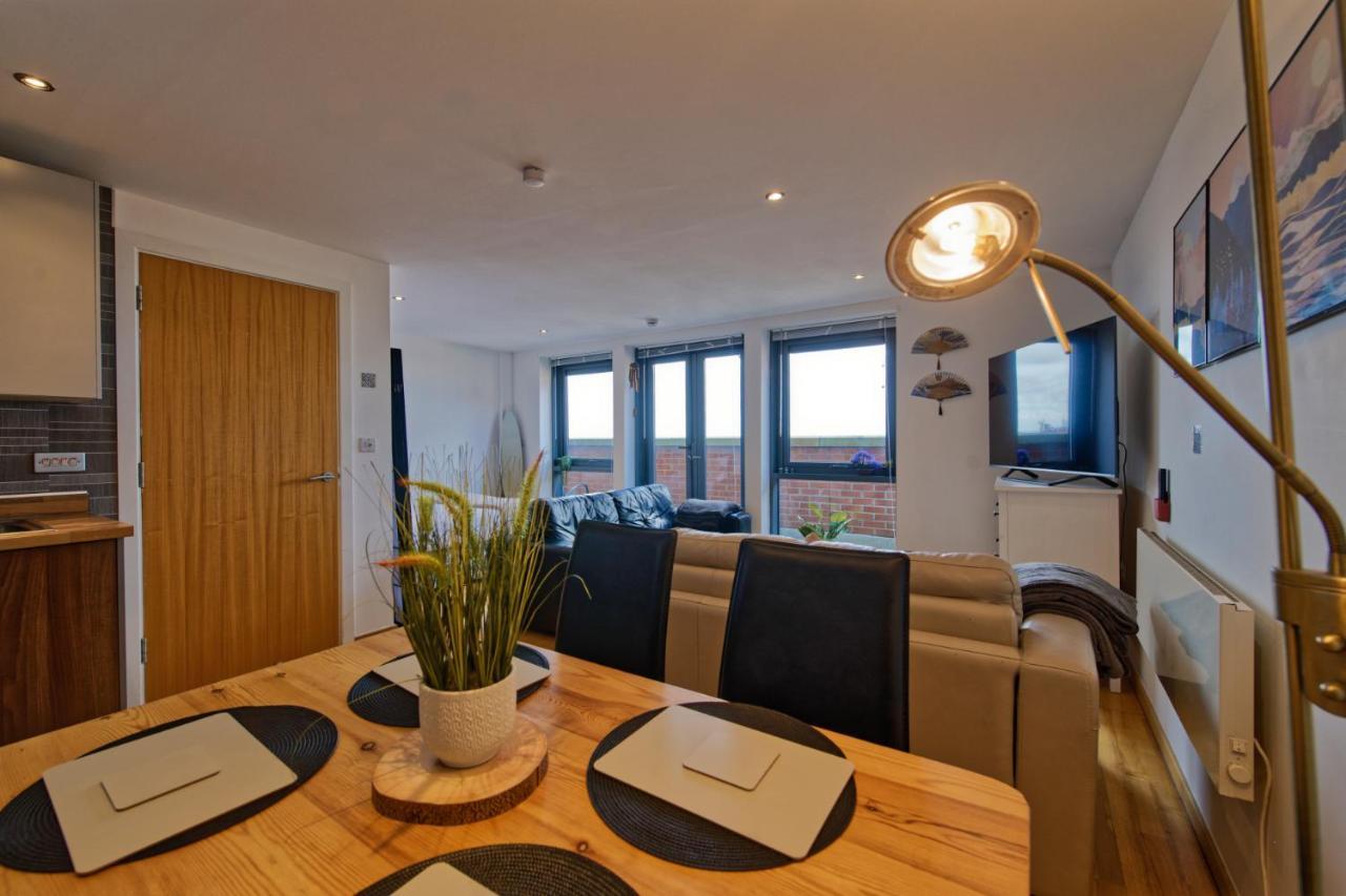 Sidemersey Livings- Convenient 1-Bedroom Flat With A View, Central Liverpool Dış mekan fotoğraf